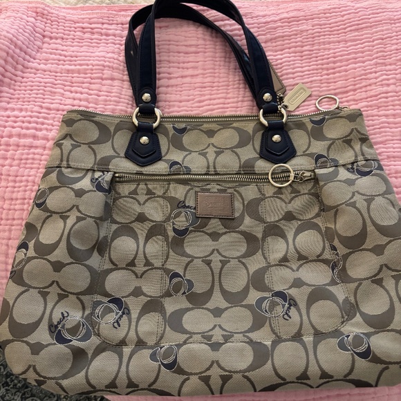 Coach Purse - Picture 1 of 4